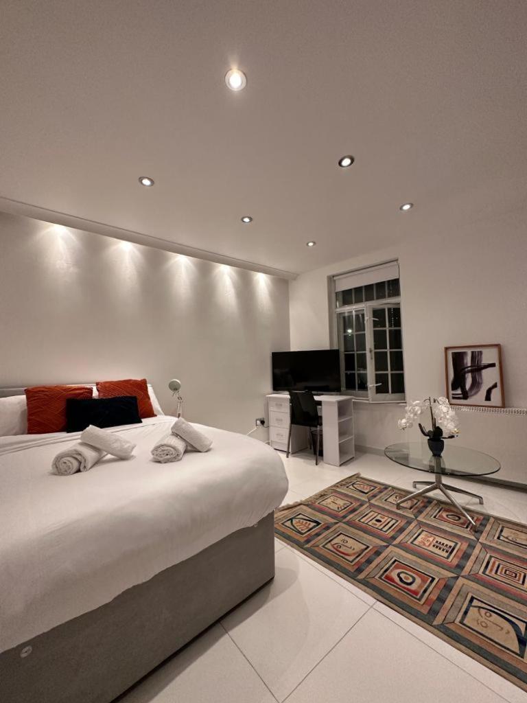 Smithfield St Paul Farringdon Central London Apartment ภายนอก รูปภาพ