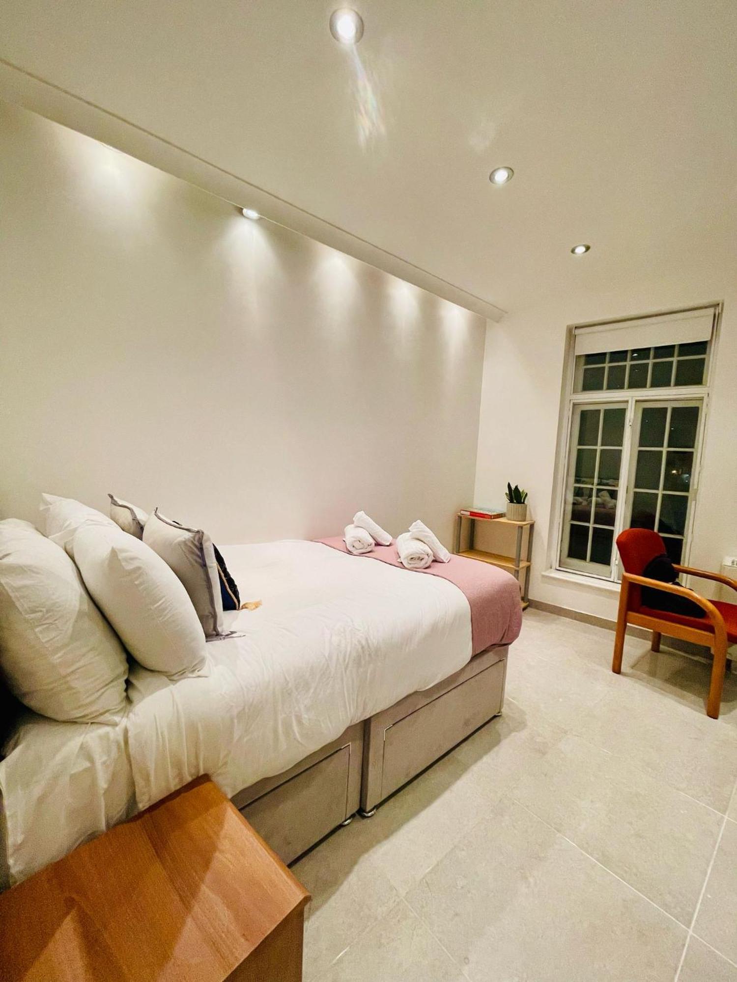 Smithfield St Paul Farringdon Central London Apartment ภายนอก รูปภาพ
